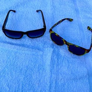 Lot of two pair of sunglasses